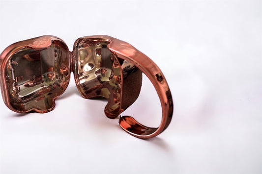 Dummy Holder (Rose Gold)
