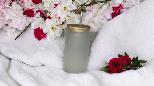 Frosted glass with bamboo lid & plastic straw